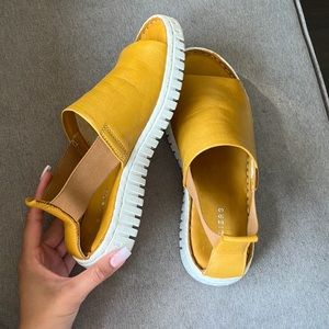 Atelier Redmond Sandals Size 7